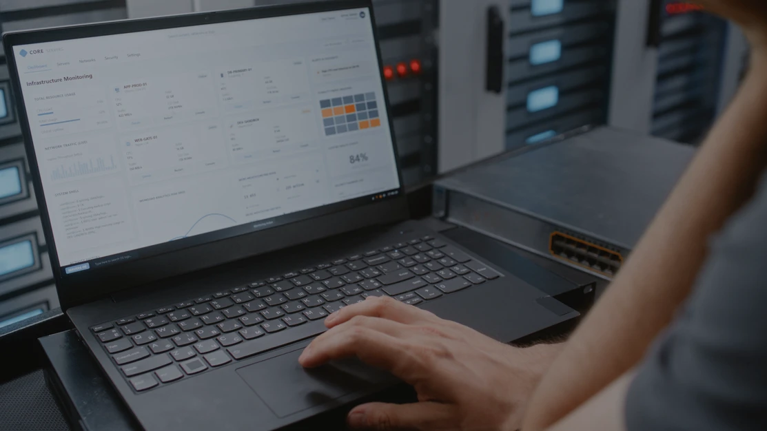 Hollanda Kamu Kurumlarında Dijital Egemenlik İçin Linux Dönemi